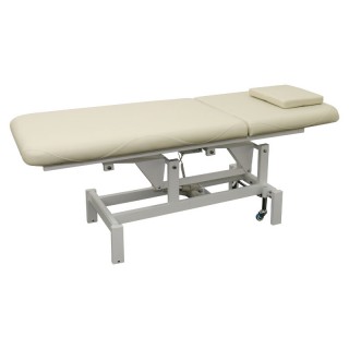 Масажний стіл в розкладеному вигляді