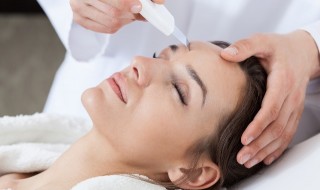 Чистка лица: за и против 